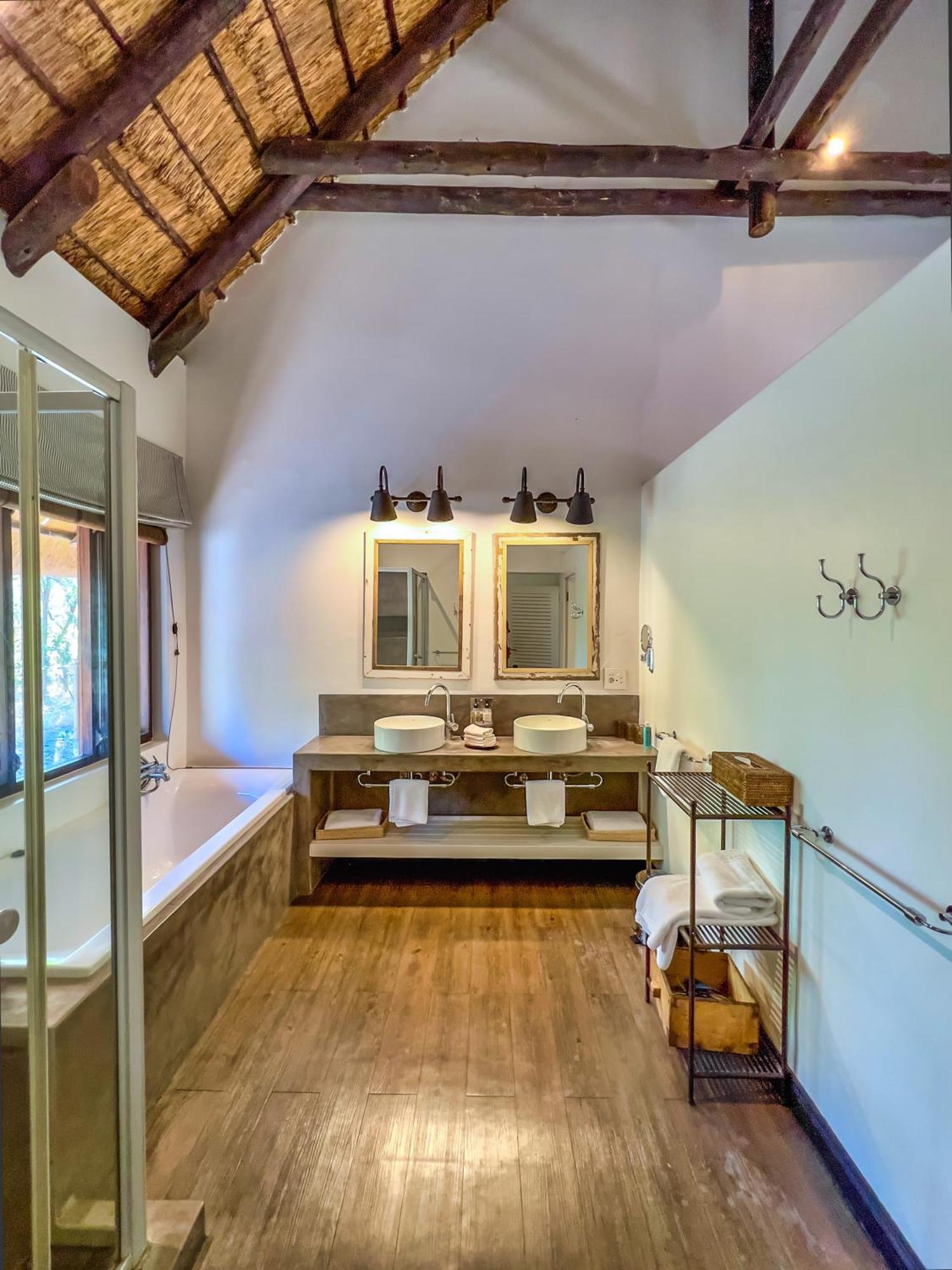 Mushara Lodge Namutoni Phòng bức ảnh